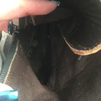 بوت|کیف، کفش، کمربند|رشت, فلسطین|دیوار