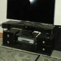 میز تلوزیون شیشه ای