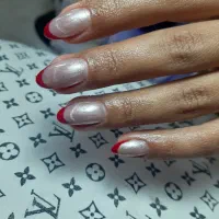 ترمیم و کاشت،مانیکور و پدیکور