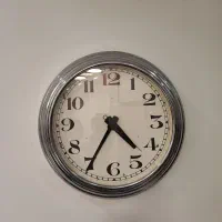 ساعت دیواری