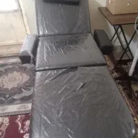 تخت پاکسازی.اپیلاسیون و حتی اصلاح و مژه کاری