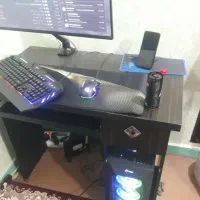 میز کامپیوتر