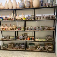 فروش تعدادی وسایل آموزشگاه به علت کمبود جا