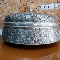 ظرف تمام قلم|کلکسیون اشیاء عتیقه|بن, |دیوار