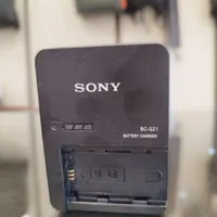 دوربین بدون آینه سونی به همراه شارژر Sonya7iv body|دوربین عکاسی و فیلم‌برداری|تهران, بازار|دیوار