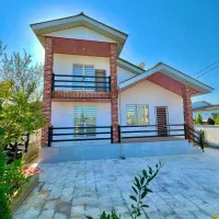 ویلا-نیم-پیلوت-با-نمایی-خاص-کف-قیمت-جنگلی