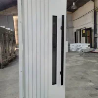 درب لولایی آسانسور بدون واسطه قابل توجه سازندگان