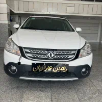 اچ سی کراس سفید و مشکی|خودرو سواری و وانت|اصفهان, شهرک کاوه|دیوار