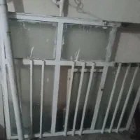 در وپنجره آهنی با چار چوب اهنی|مصالح و تجهیزات ساختمان|ساوه, |دیوار