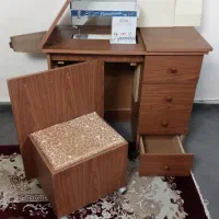 میز چرخ خیاطی .