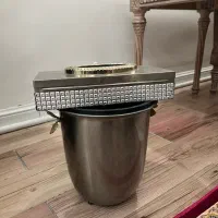 کاوردستمال و سطل