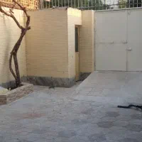 حیاط دار درب مستقل/ حاشیه آموزگار مناسب کار وسکونت|اجارهٔ دفتر کار، اتاق اداری، مطب|مشهد, آزادشهر|دیوار