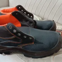 کفش ایمنی درجه یک