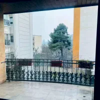 ۱۳۰ متر آپارتمان/۳ خواب یک مستر/خوش قیمت/کم سن/دنج
