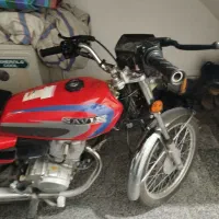 هندا ۱۲۵ساوین 2هزار کار کرد تمیزو بدون خطو خش .