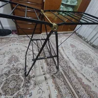 رخت اویز|بندرخت و رخت‌آویز|رباط‌کریم, رباط‌کریم|دیوار