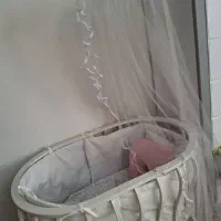 گهواره سفید نونو سالم پشه بند هم داره|تخت و صندلی بچه|قرچک, محمد آباد|دیوار