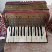 فروش آکاردئون قدیمی