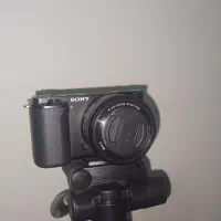 دوربین  Sony ZV E10 به همراه لنز 55-16|دوربین عکاسی و فیلم‌برداری|تهران, جنت‌آباد جنوبی|دیوار