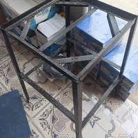 چهارپایه فلزی