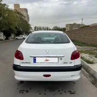 پژو 206SD V8 مدل 92 / شاسی سالم/ موتور تعمیر اساسی
