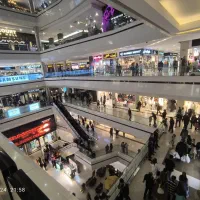 ۱۵ متر مغازه پاساژ کوروش مال طبقه طلا جواهر