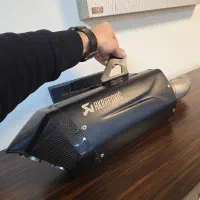 اگزوز موتورسیکلت اکروپاویچ اصلی|قطعات یدکی و لوازم جانبی|قدس, هفت جوی|دیوار