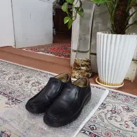 یک جفت کفش چرم طبیعی نوی نو