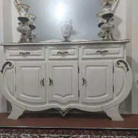 اینه کنسول بعلت مهاجرت بفروش میرسد