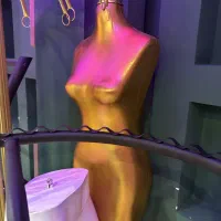 رگال لباسی همراه چوب لباسی