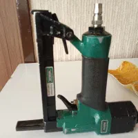 منگنه زن آلمانی و میخکوب بادی|ماشین‌آلات صنعتی|یزد, |دیوار