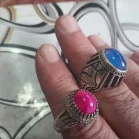انگشترنقره عیار وجنس سنگ نمیدونم ظاهروباطل  مشخصه