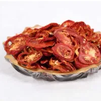 فروش انواع میوه خشک شده.