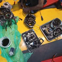تعمیرگاه مجاز موتورسیکلت ، اسکوتر ، دنده ای|خدمات موتور و ماشین|تهران, عباسی|دیوار