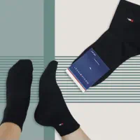 ۲۵ جفت جوراب زنانه و مردانه یکجا به فروش میرسد|لباس|دورود, |دیوار