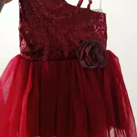 پیراهن دخترانه