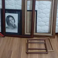 تعدادی قاب چوبی در سایزهای متفاوت