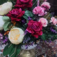 یک گلدون قشنگ ونو