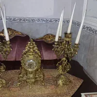 ساعت و شمعدان