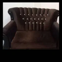 مبلمان ۷نفره به همراه جلومبلی وعسلی