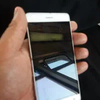 p8 لایت