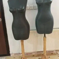 دو عدد مانکن پایه چوبی نونو