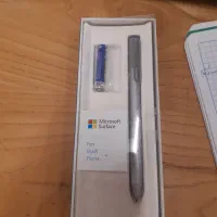 قلم سرفیس در حد نو.