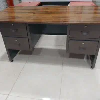 میز مدیریت و اداری دست دوم
