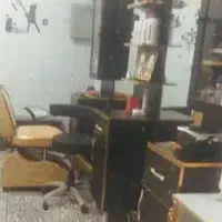 دکور آرایشگاه زنانه ام دی اف اصل طلایی مشکی