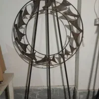 پایه گل فلزی
