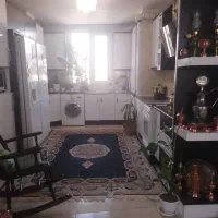 واحد زیر ۴تومن