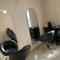 اجاره میز ناخن کار،تخت مژه کار ،کراتین کار|اجارهٔ کوتاه‌مدت دفتر کار و فضای آموزشی|کرج, کیانمهر|دیوار