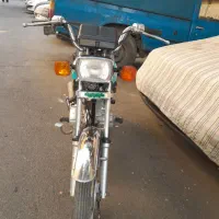 موتورهوندا۱۲۵سفیدمدل۸۹