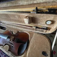 ویولن حرفه ای|ویولن|دوگنبدان, |دیوار